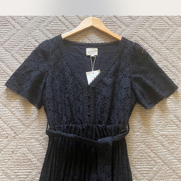 SOLD! NWT - ISIDORA dress by Sezane size 6 - Picture 5 of 7